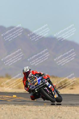 media/Mar-22-2025-CVMA (Sat) [[462c0ffedb]]/Race 13-Amateur Supersport Middleweight/